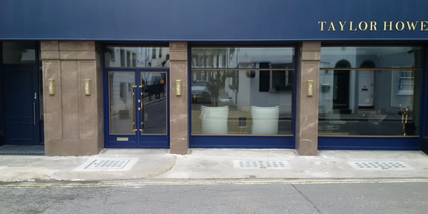 Knightsbridge facade in Gris Pulpis